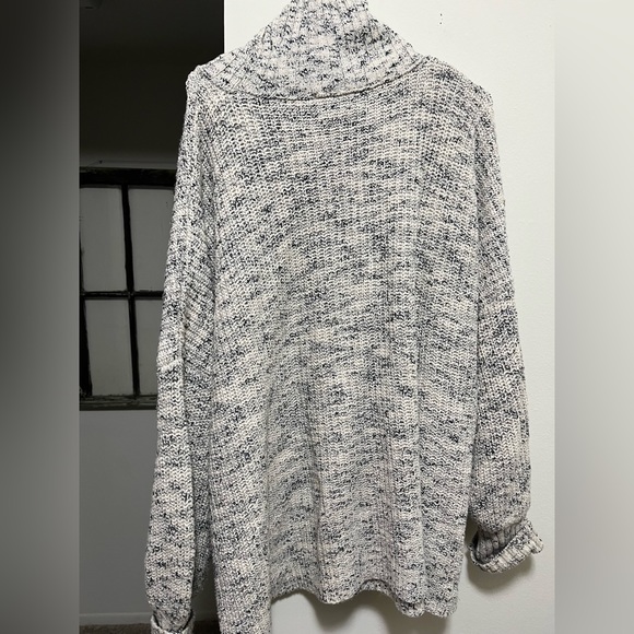 Aerie Offline Sweater - Picture 3 of 3